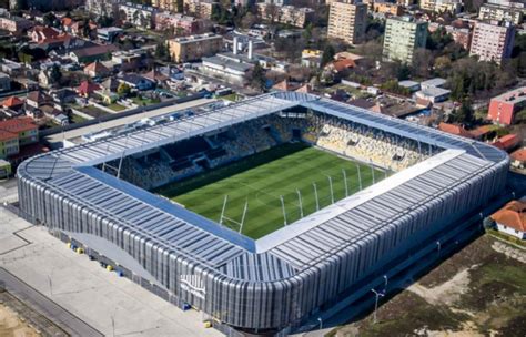 A DAC stadion építése