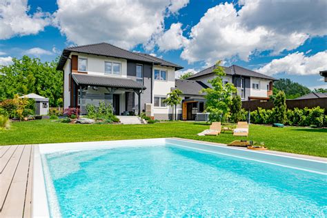 Családi nyaraló Balatonfenyvesen kerttel és jakuzzival