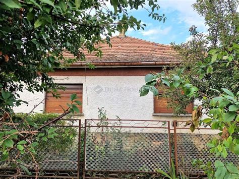 Családi házak Kaposváron, Pacsirta utca