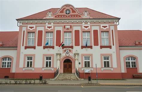 Meghívó és napirendi pontok illusztráció