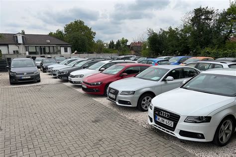 Eladó autók a Pioneer Garázsban