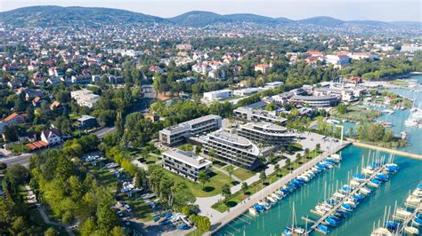 Balaton parti beépítés