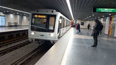 M3 metró Göncz Árpád városközpont állomás