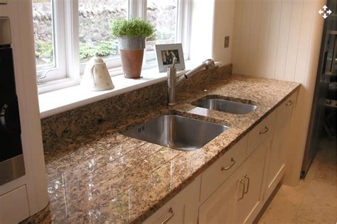 gránit munkalap szerelése