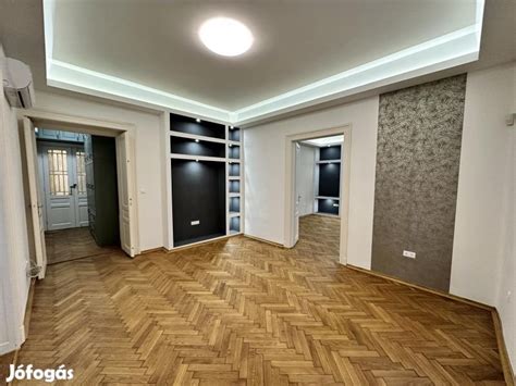 A belvárosi lakás részletes elrendezése és környezete