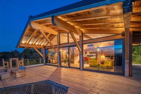 Wood Villa Vendégház panorámás terasszal és jakuzzival