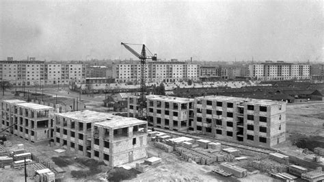 Lakótelep építése Budapesten