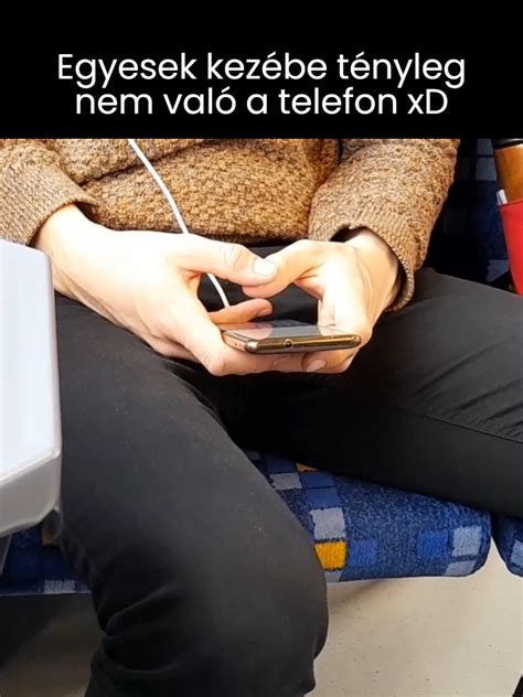 Ügyfélszolgálati pult és telefonos információ