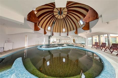 Tisza-tó és wellness szálloda