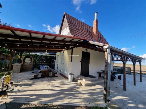 ingatlan kategóriák