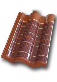 Napelemes tetőcserép és hagyományos kerámia cserép összehasonlítása