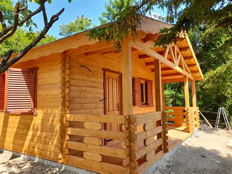 Kerti faház alapozása.