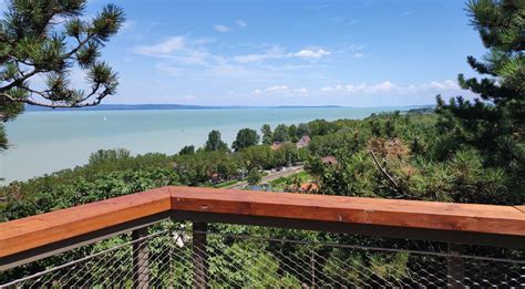 Balance és kilátóhelyek a Balaton déli partján: Sipos-hegyi és Várhegyi kilátó panorámája