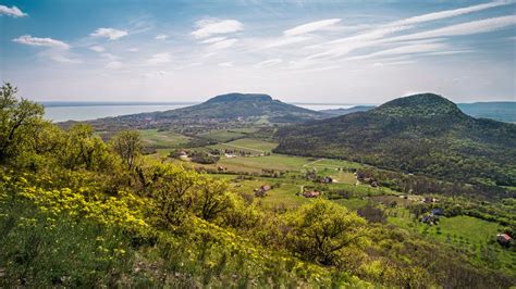 Panorámás kilátás Genovára a tenger felé