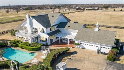 Southfork Ranch látképe és a belső terek