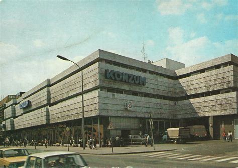 A Konzum Áruház mozgólépcsője