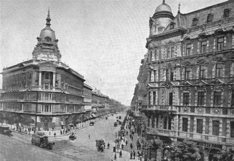 Millenniumi kiállítás, az I. főkapu az Andrássy út végénél, 1896