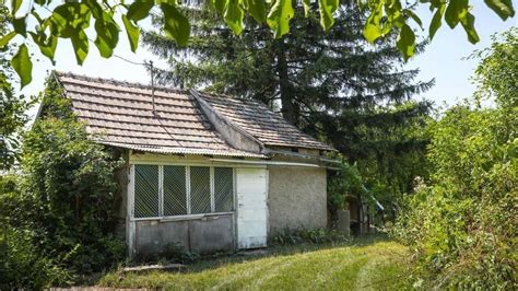 Infografika a zártkerti ingatlanok művelési ágának változásairól