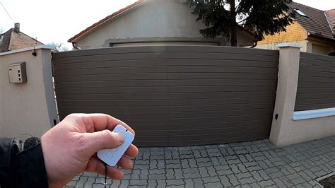 Elektromos kapu garázsokhoz