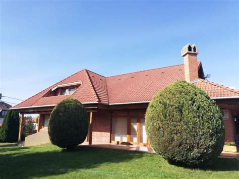 Családi ház nagy terasszal