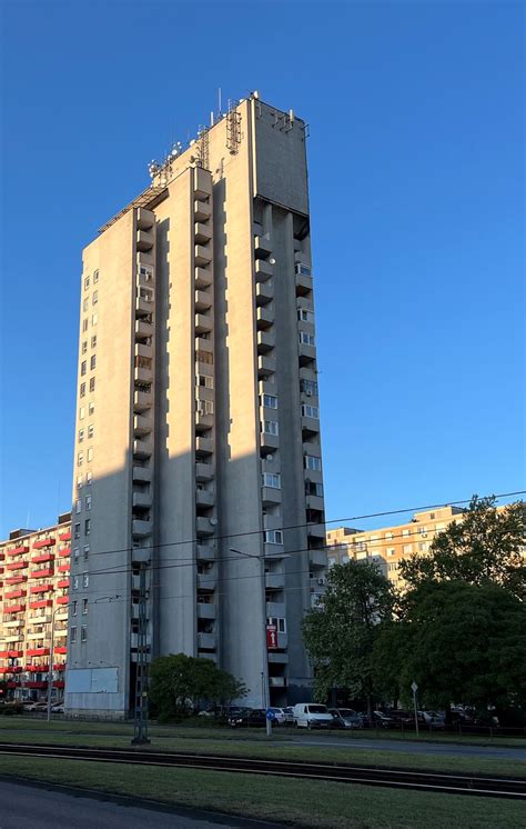 Az Újpalotai Magasház, a lakótelep legmagasabb épülete