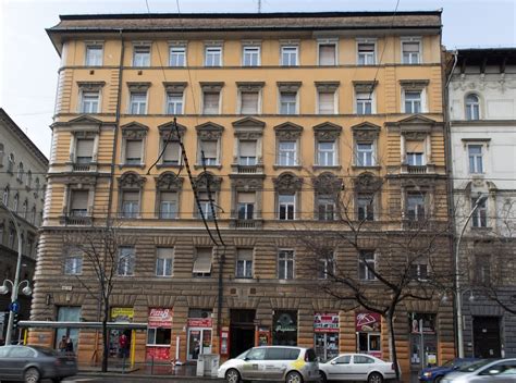 József körút 31/a épület homlokzata