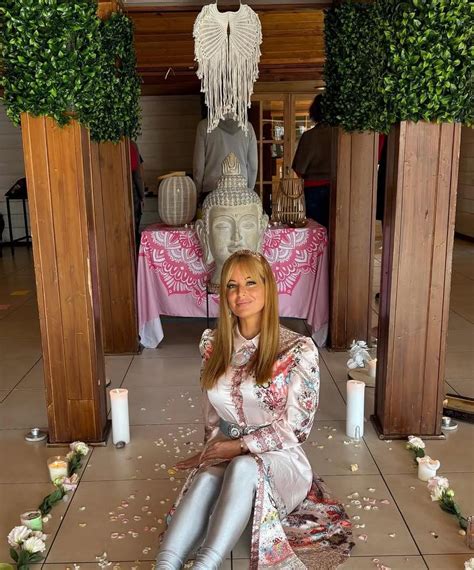 A sarokrész kiemelése az épületen