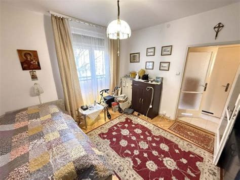 Eladó 53 m²-es panellakás Kisfaludy utcában