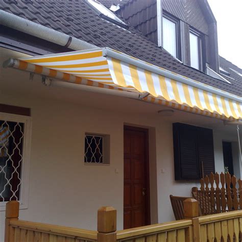 Napellenző terasz fölött