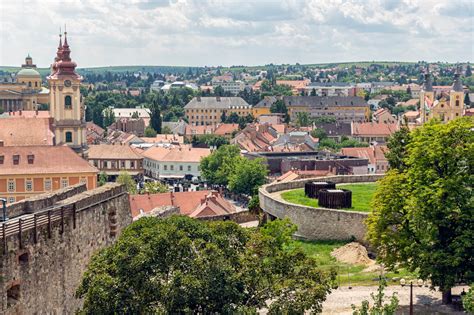 Eger város látképe