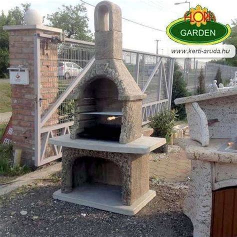 Különböző kerti sütő típusok: grill, kemence, bográcsozó