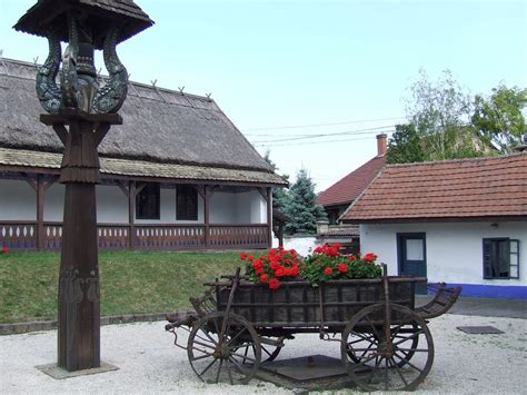 Kalocsa látképe a Dunával