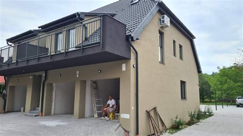 Társasház felújítási munkálatai