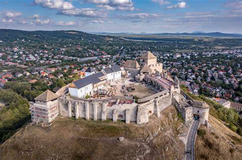 Sümegi Vár kilátás a hegytetőről