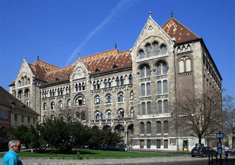 Magyar Nemzeti Levéltár épülete