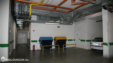 Elrendezés teremgarázsban