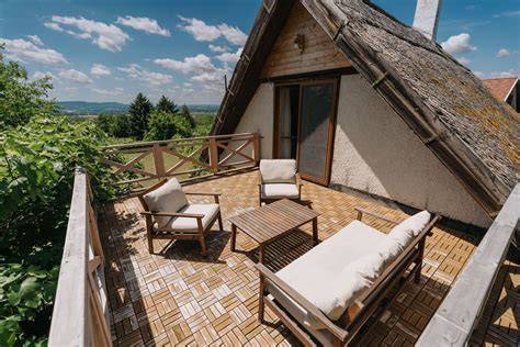 Péterhegyi panoráma és kert