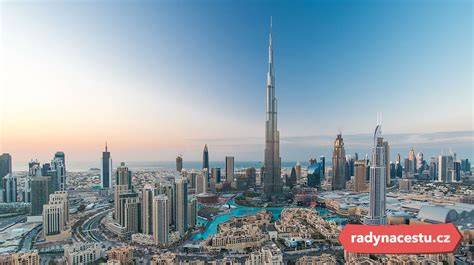 Dubaji látkép a Burj Khalifa felé