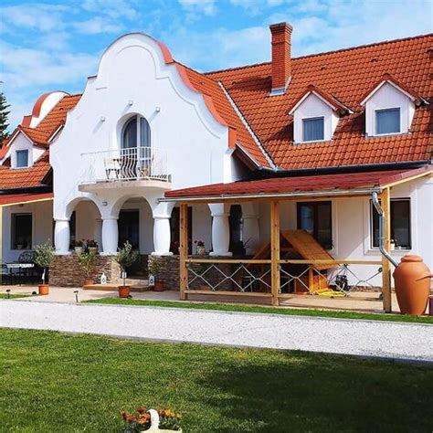 Vanessza apartmanház homlokzata