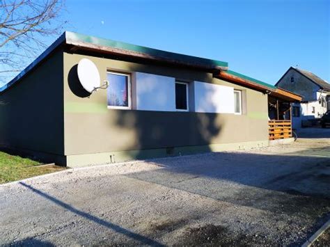 Eladásra váró ingatlan, telekkel és házzal