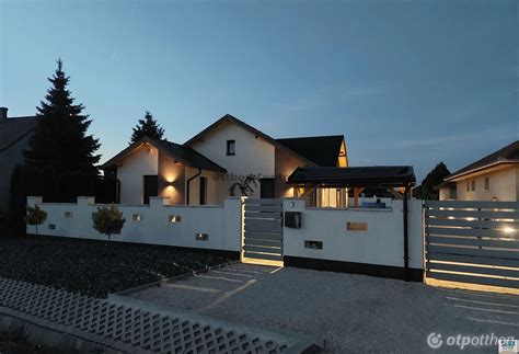 Fotó a ház kertjéről