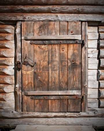 Régi stílusú ablakok és ajtók