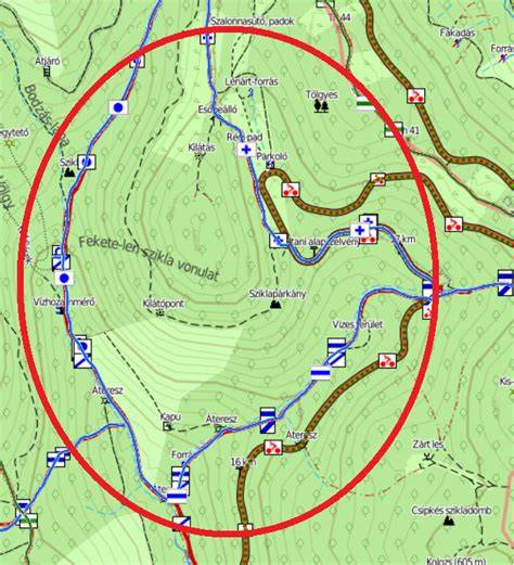 Turistautak és kilátótorony az Annahegyen