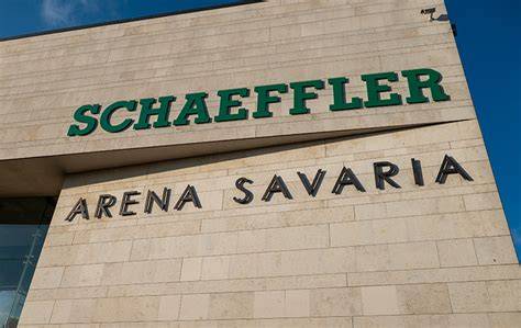 Infografika: Schaeffler Aréna Savaria elrendezése és közlekedési áramlás