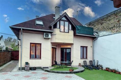 Családi házak Csepelen