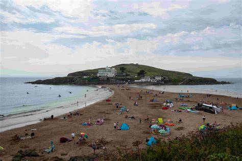 Burgh Island és Maldív-szigetek összehasonlítása - turisztikai jellemzők