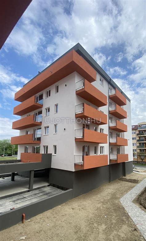 Társasházi épület alaprajza