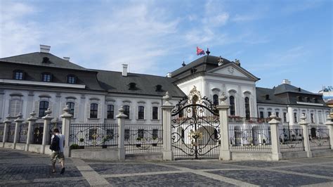 Grassalkovich-palota rekonstrukciója