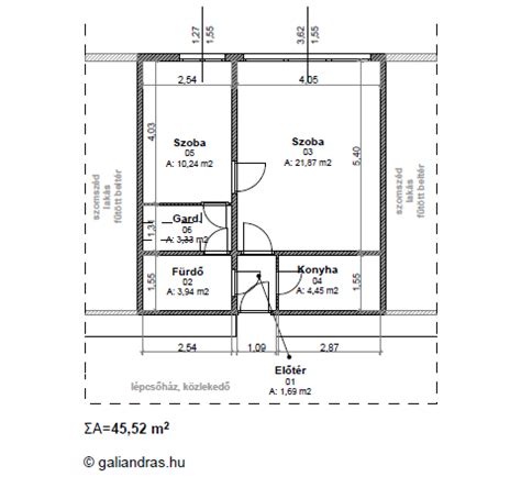 A lakás alaprajza, kiemelve a szobák elrendezését és az erkélyt