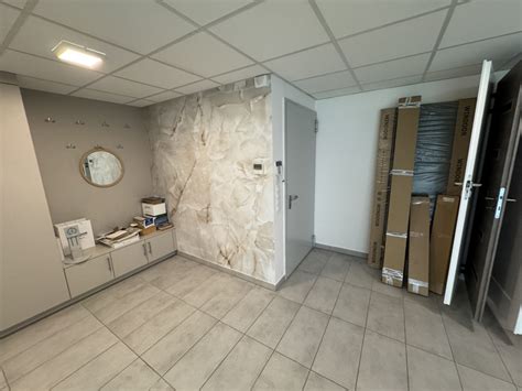 Modern üzlethelyiség belső enteriőr